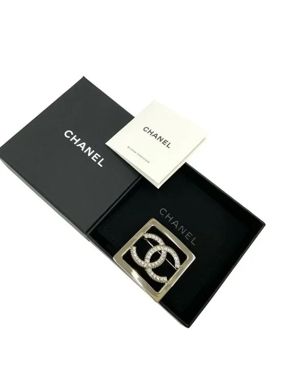 Chanel Brooch Gold Square Rhinestone - Picture 7 of 8